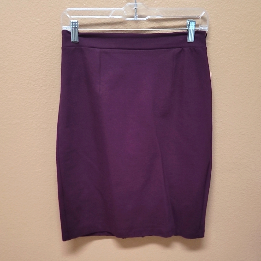 Halogen Rich Purple Pencil Skirt 💜